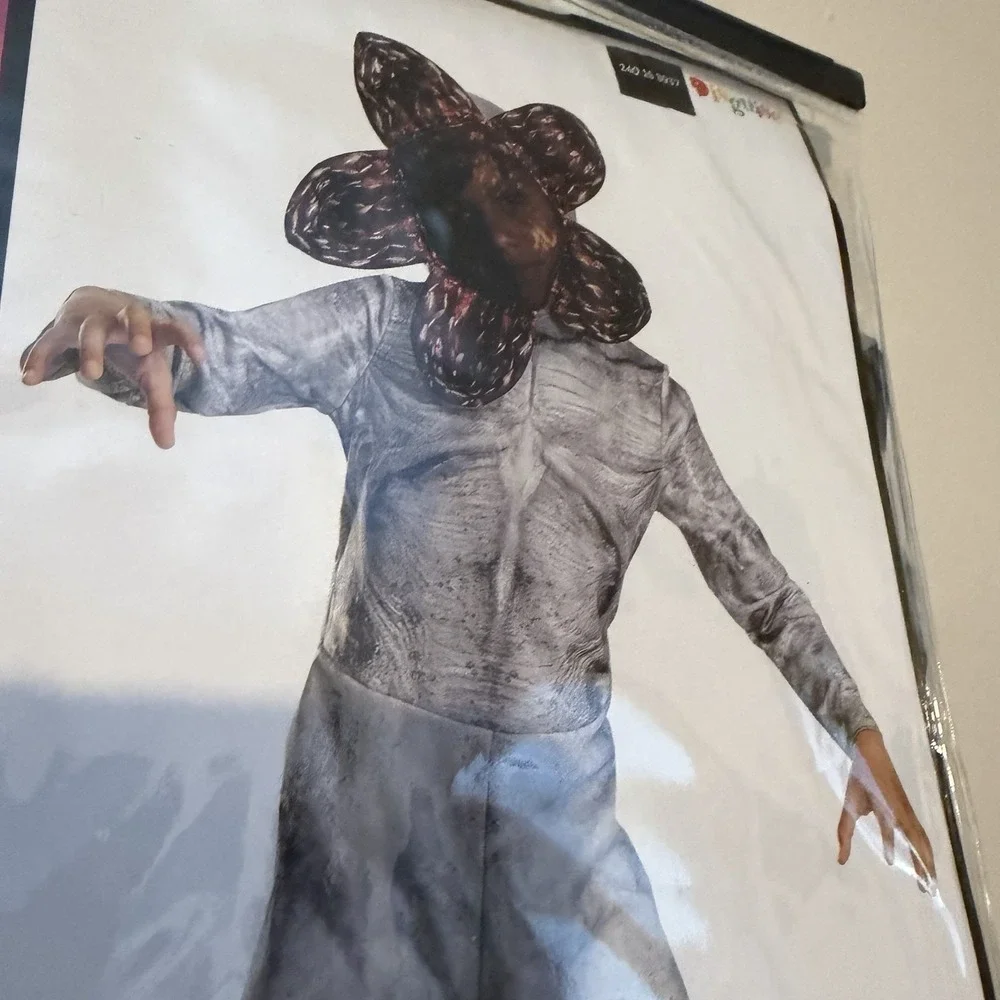 NWT Disguise Boys Stranger Things Demogorgon Jumpsuit Costume Cosplay 14/16 XL